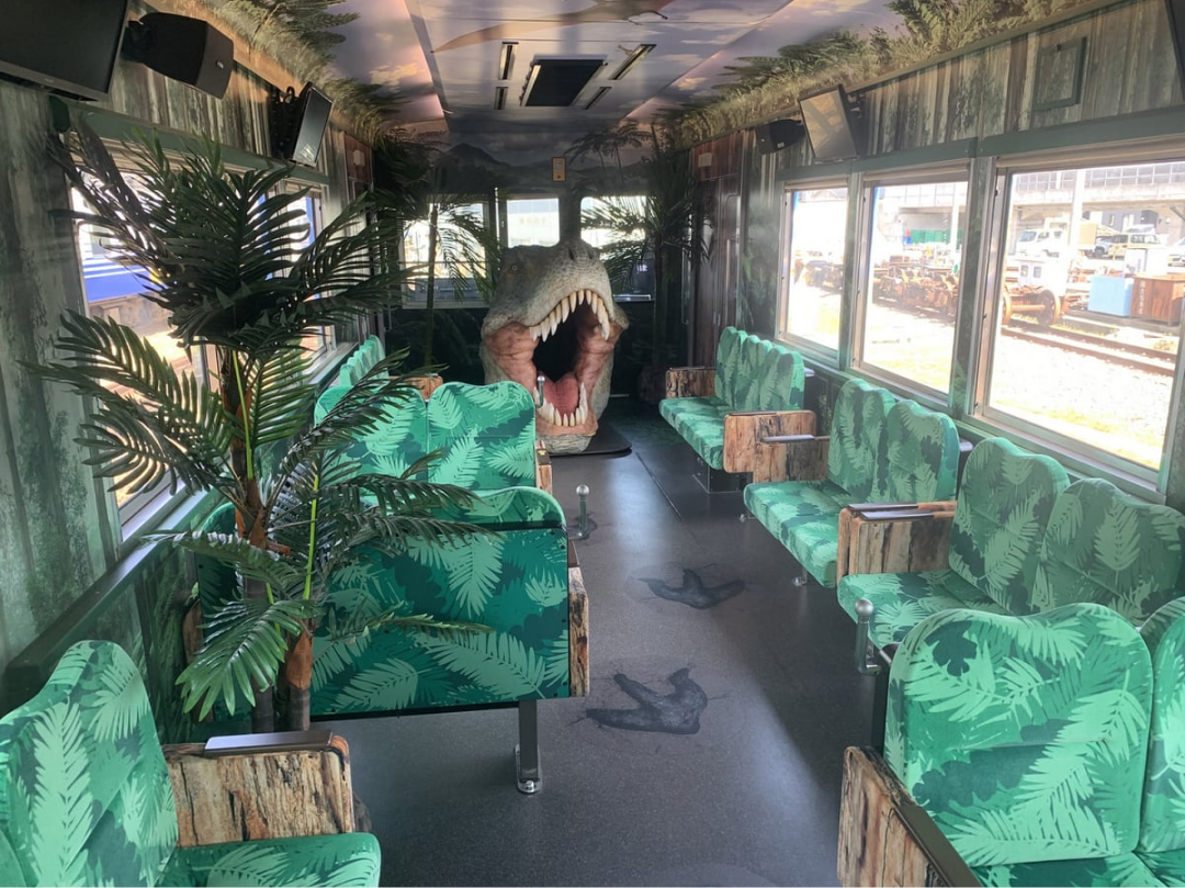 恐龍列車 — 侏羅紀車廂